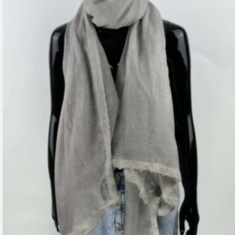 Faliero sarti Azzura scarf.